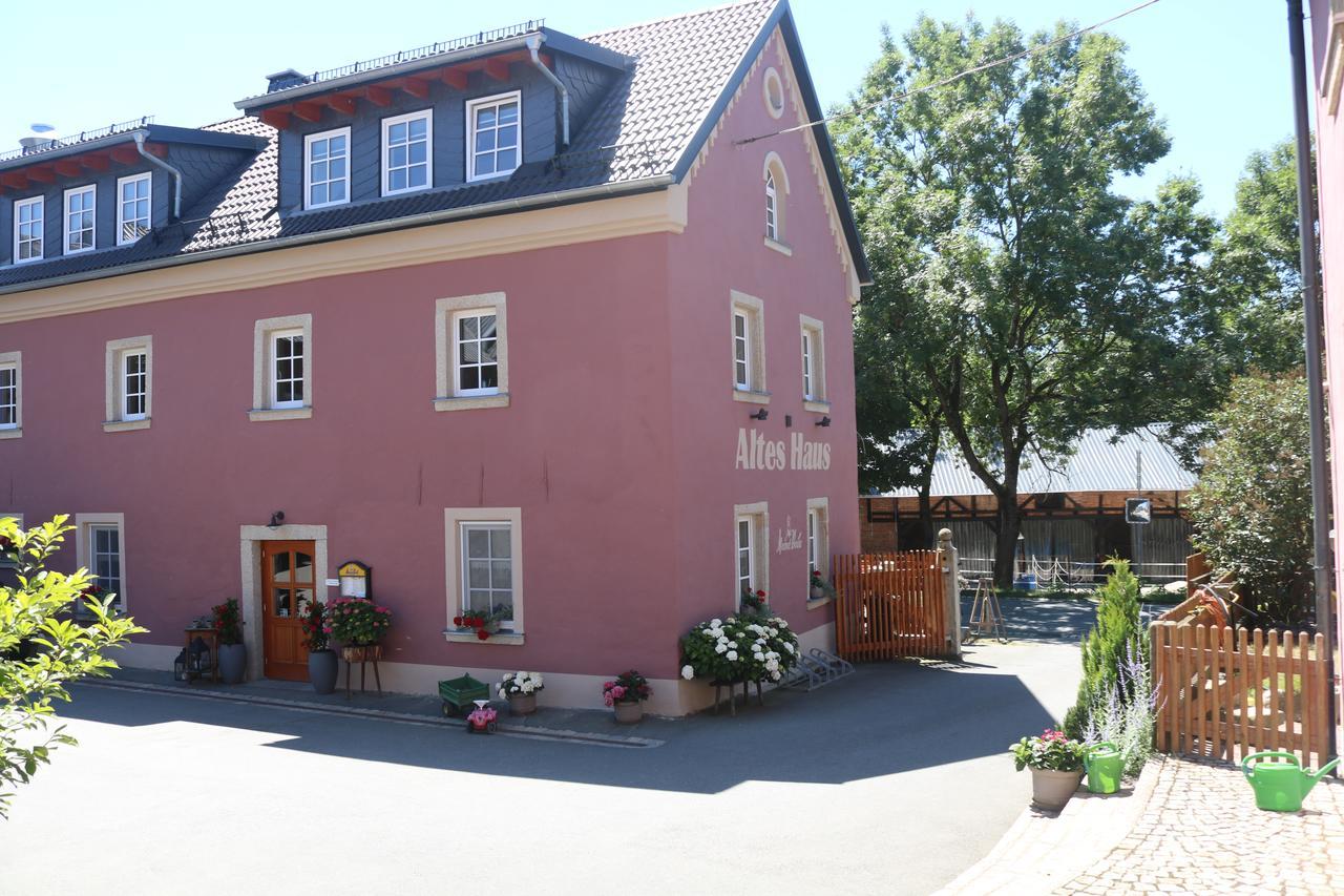 Altes -Haus Apartment Gattendorf ภายนอก รูปภาพ